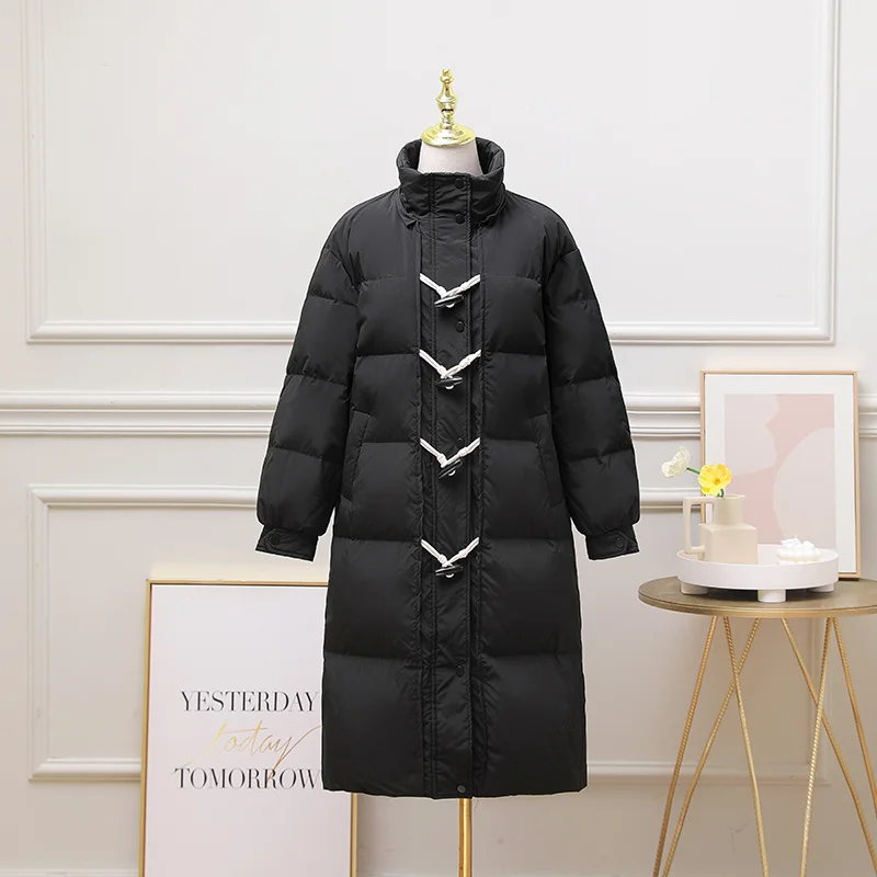 Женская куртка с капюшоном и воротником из лисьего меха