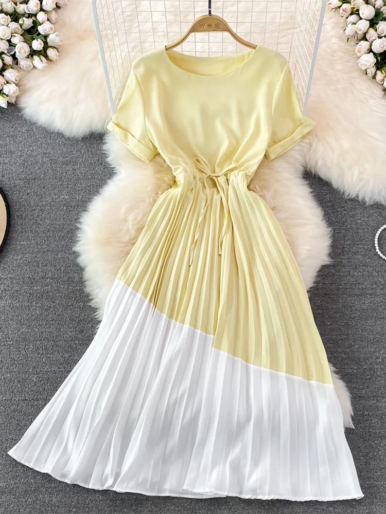 

Женское шифоновое платье на завязках, повседневное плиссированное платье средней длины контрастных цветов с круглым вырезом и коротким ру...