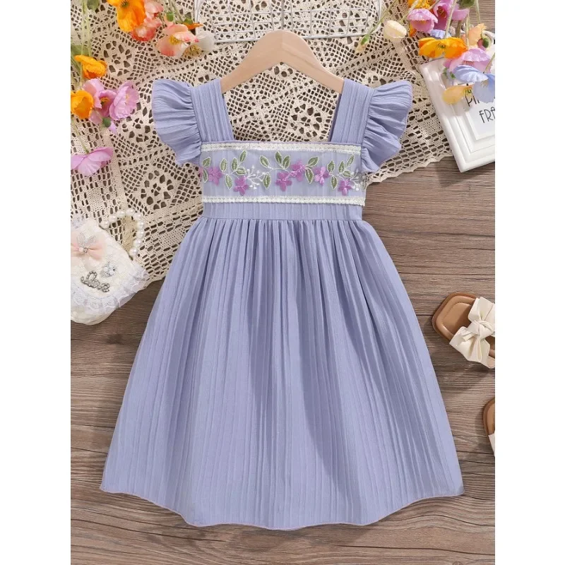 Летние платья для девочек 2024 с вышитыми цветами и листьями милый стиль длиной до