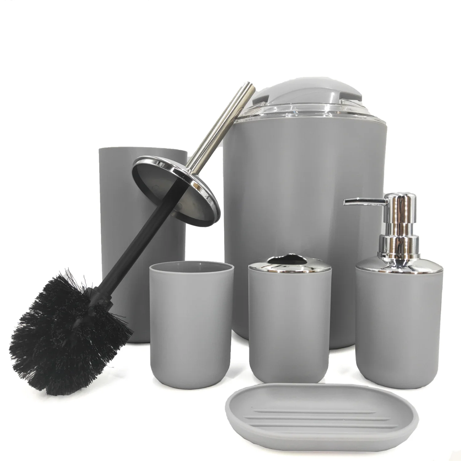 Полный ансамбль для ванной комнаты — стильный и прочный набор аксессуаров с