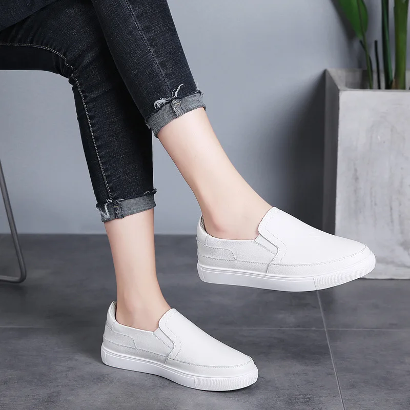 

Women's shoes leather soft-soled shallow mouth lazy shoes, breathable casual loafers, women's white shoes