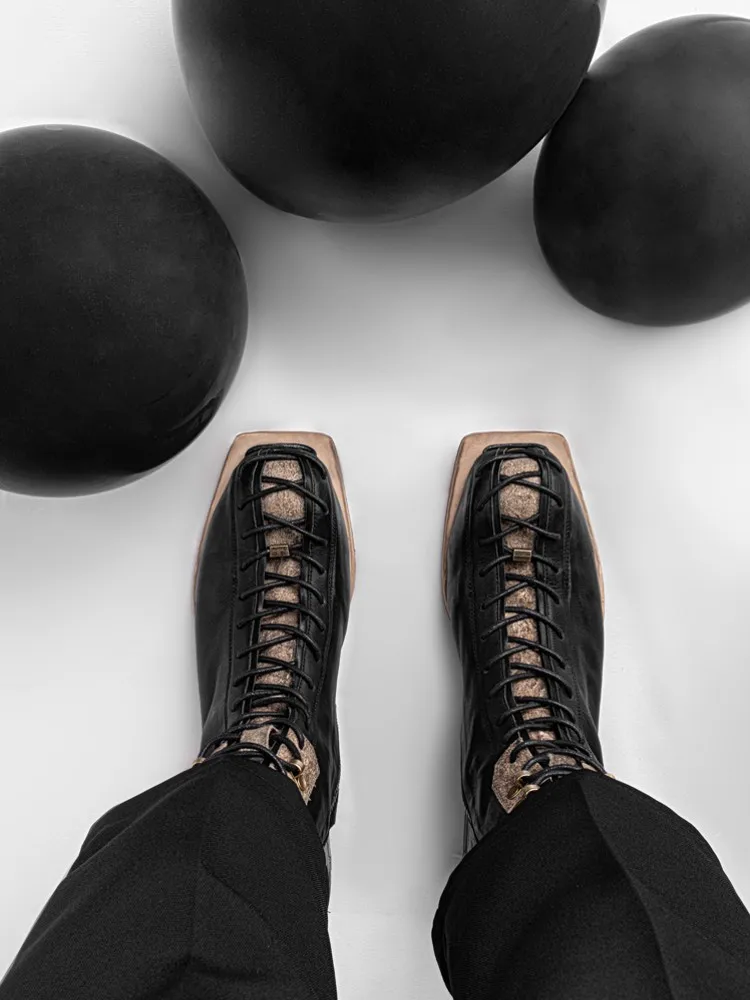 Рисунок 5 - Модельные ботильоны из натуральной кожи