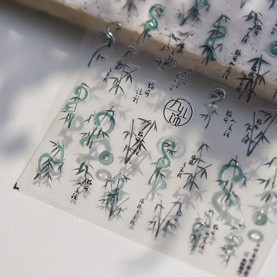 Наклейки для ногтей клевер на удачу