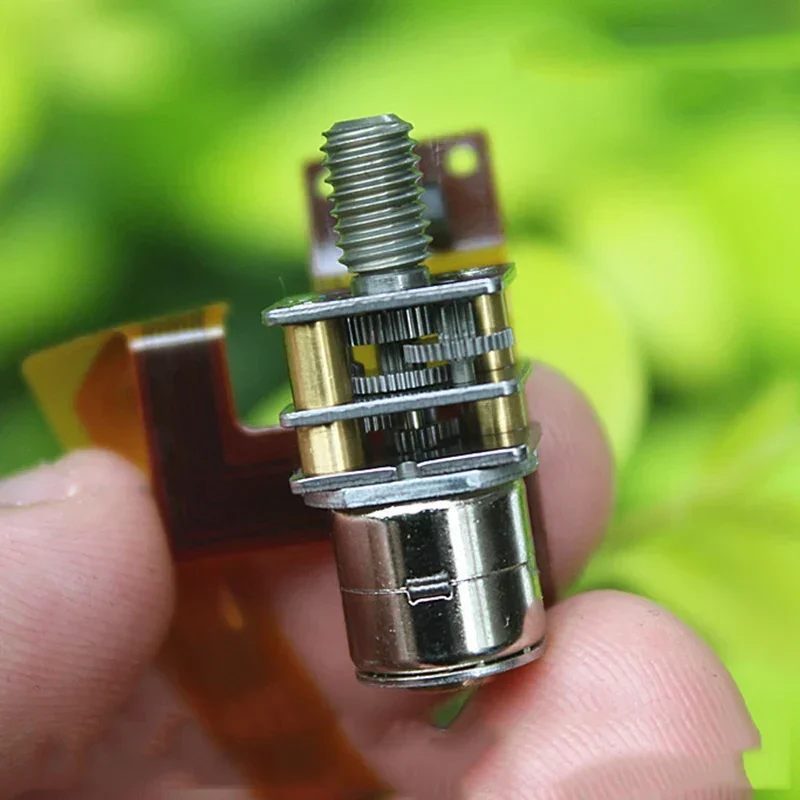 Драгоценный 2-фазный 4-проводной шаговый двигатель диаметром 10 мм