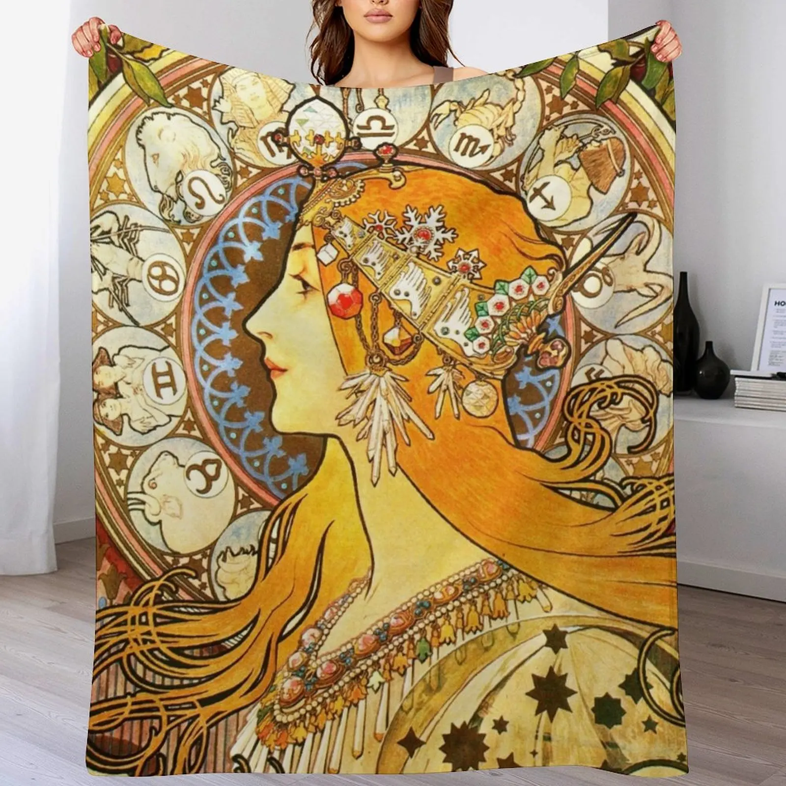 Фото Декоративный мягкий плед La Plume Zodiac - Alphonse Mucha для дивана или кушетки №1