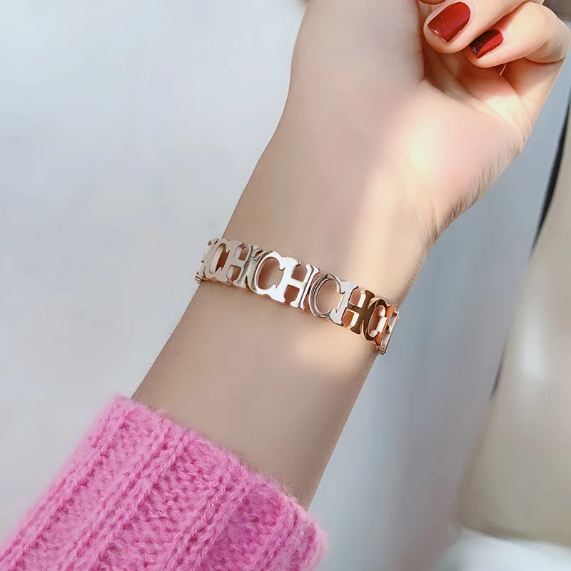 

New letter bracelet titanium steel rose gold bracelet temperament net Red tide brand student Boudoir close hand accessories