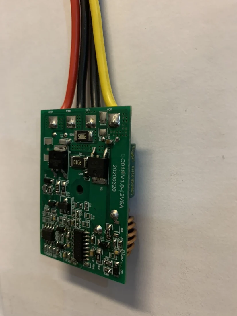 

Based on EG1163S Wide Voltage Input 8A High Efficiency Synchronous Rectification BUCK DC-DC Scheme