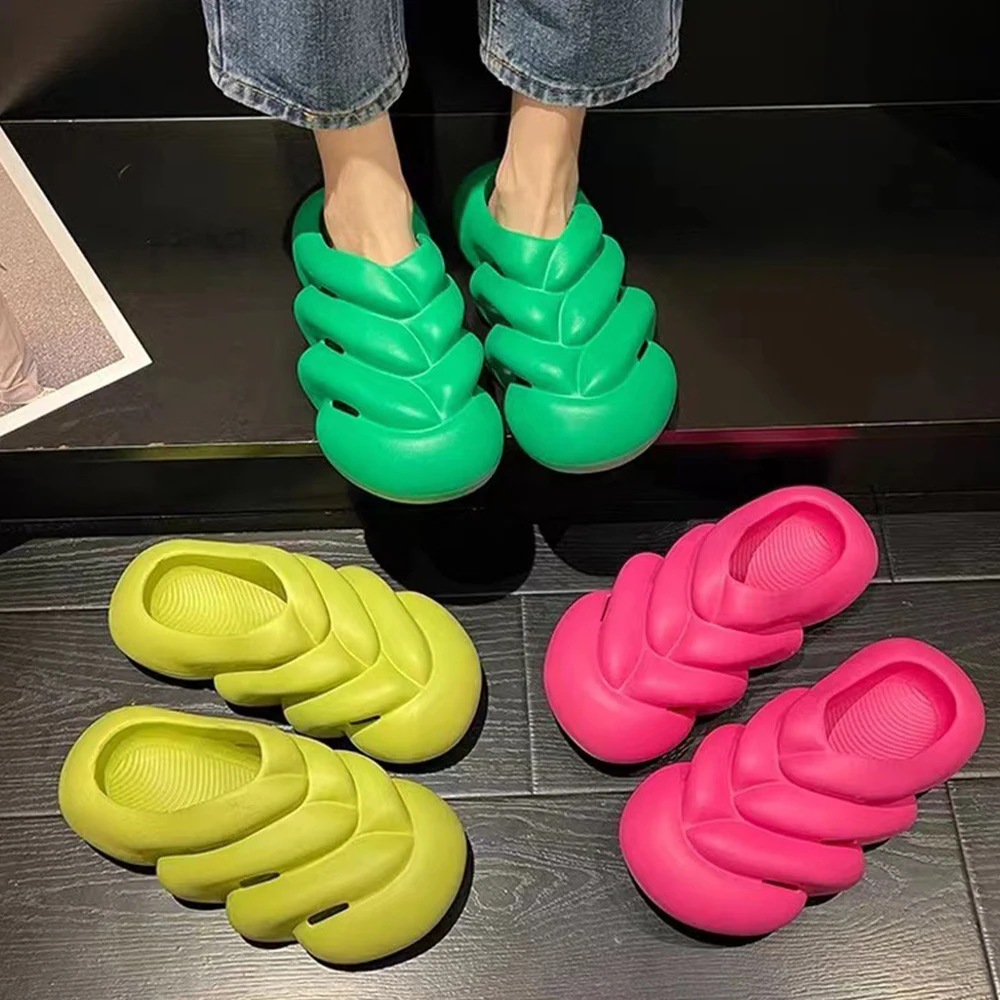 Women's Slippers Outside Fashion Hollow Platform Slippers Female Soft Leisure Indoor Unisex Summer Shoes 2022 Trend Fun Comfort