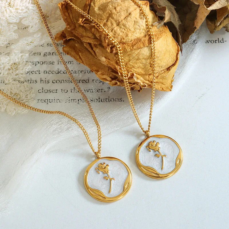 

Medal Pendant Flower Necklace Stainless Steel Gold Plated Necklaces Fashion Inlaid Enamel Drip Oil Non-fading Jewelry Wholesale