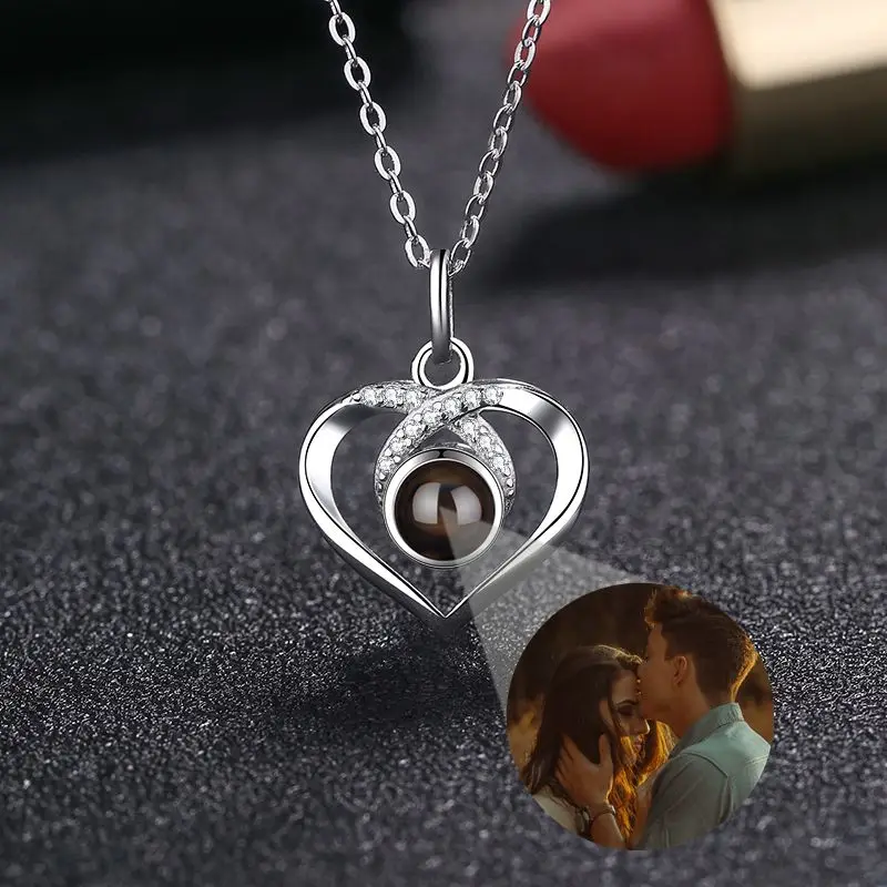 Custom Photo Necklaces Love Heart Projection Photo Necklace for Women Girlfriend Mom Pendant Birthday Gift 2023 Fashion Jewelry