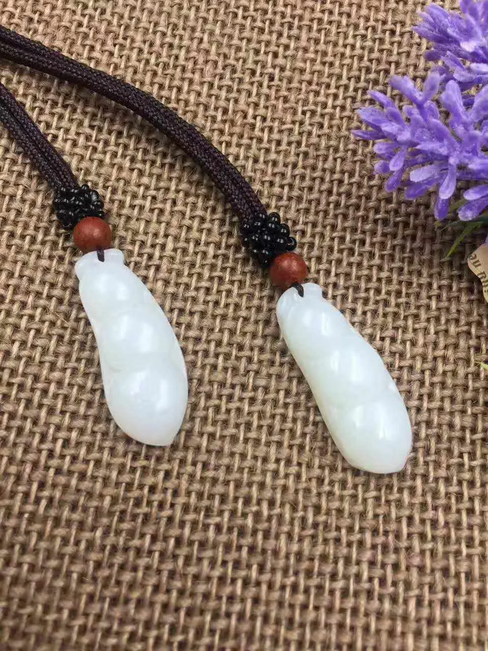 Изысканный Hetian нефрит Фортуна бобы четыре сезона мирный ювелирный кулон P0016