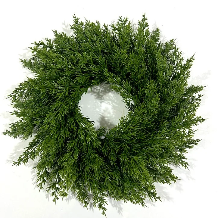 YeeNanee Искусственный рождественский венок с кипарисом
