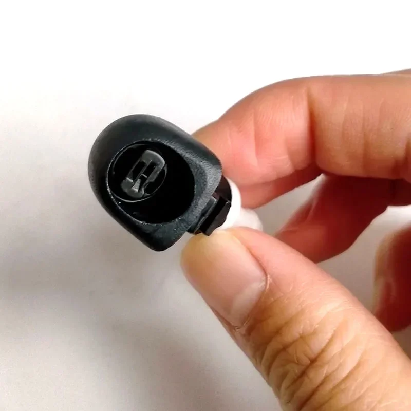 Новая оригинальная насадка для переднего стеклоочистителя OEM 86636SC100 Subaru Forester