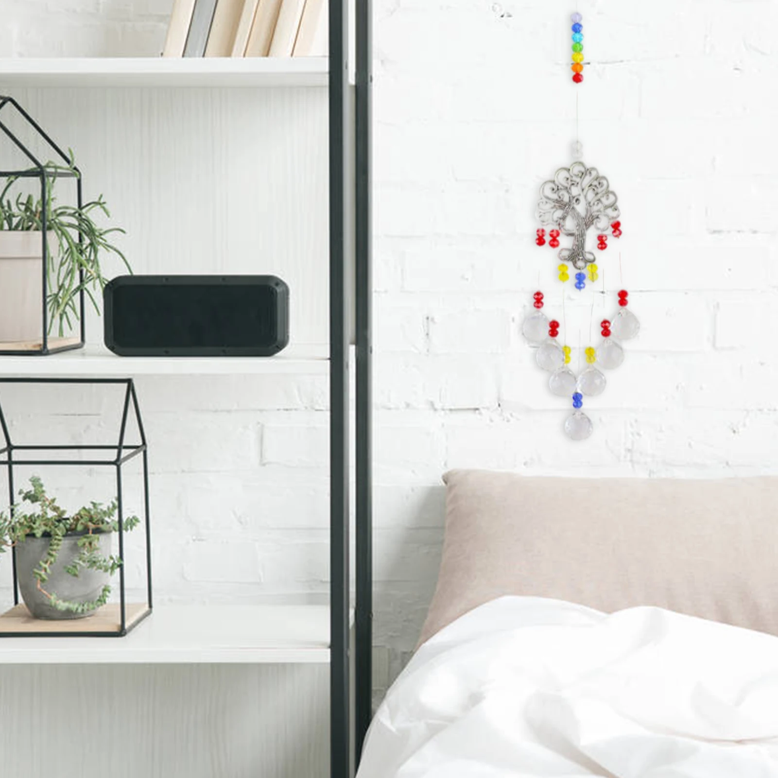 

Садовые подвески, радужные приспособления с хрустальными шариками, призмы для люстры, кристаллы, древо жизни, музыкальные подвески для улиц...