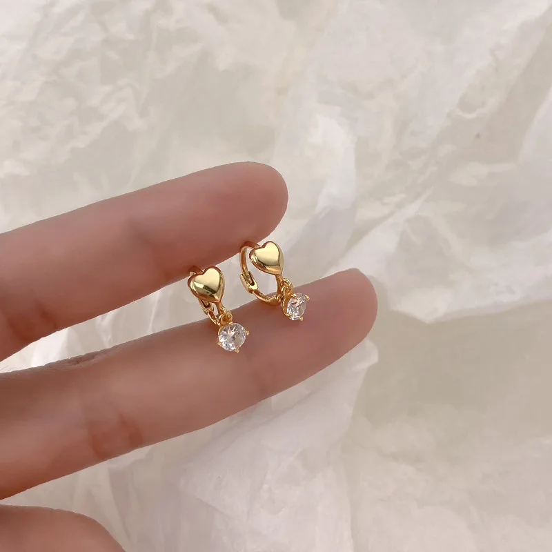 

Fashion Hoops Round Crystal 925 Sterling Silver Metal Heart Hoop Earrings Women's Popular Creative Huggies Party Jewelry Gifts