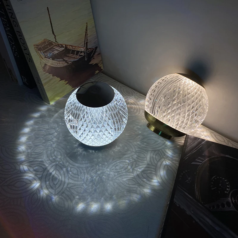 

Nordic LED Acrylic Crystal Ball Table Lamp Wireless Charging Atmosphere Lamp Bedroom Bedside Decoration Night Light Gift