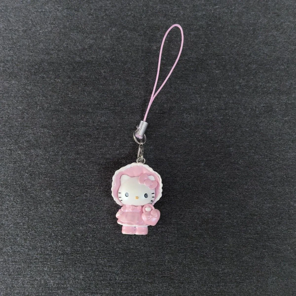 

Миниатюрная статуэтка розового замка Hello Kitty MINISO