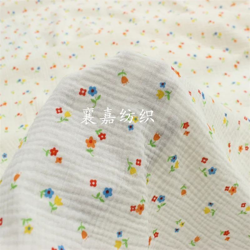 

100X135cm Double-layer Cotton Gauze Small Floral Cloth Baby Home Clothes Coated Bib Fabric 180g/ M