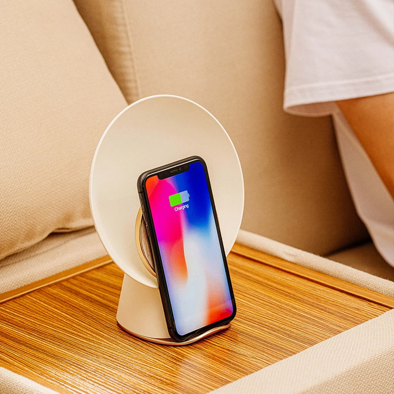 

Многофункциональное Беспроводное зарядное устройство Bluetooth динамик Индукционная атмосфера ночник Умный домашний будильник
