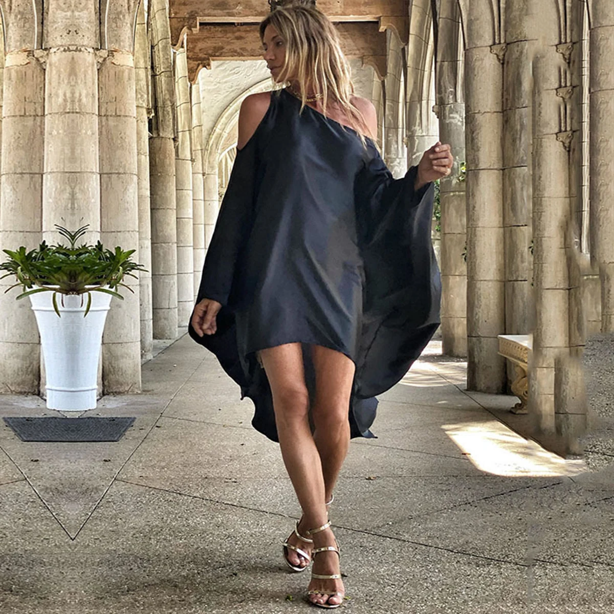 

Yeezzi New Summer Female Casual Stylish Solid Color Loose High-Low Robe Traf Batwing Sleeves Black Midi Dress for Women 2022