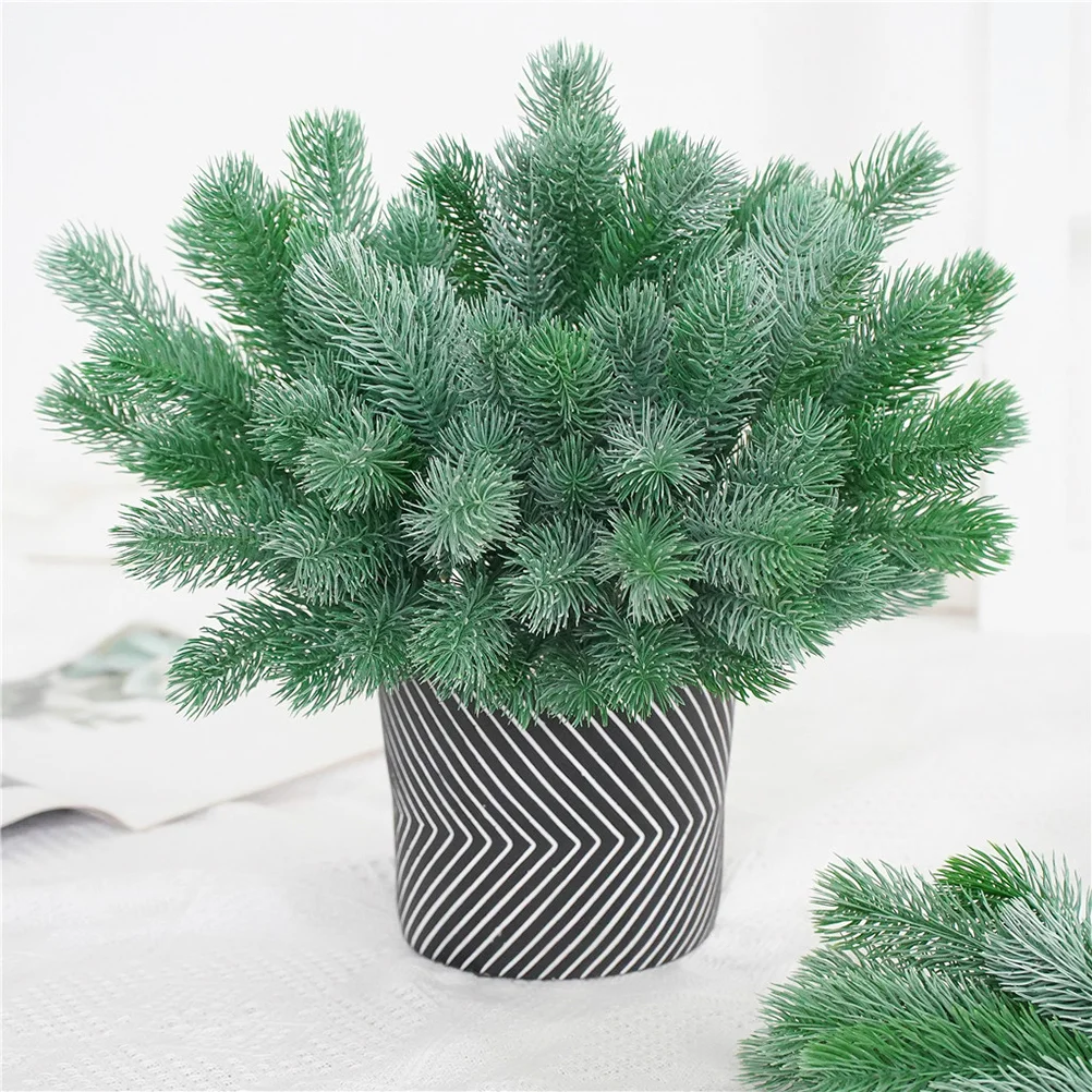 

4pcs Artificial Pine Artificial Garland Pick Xmas Craft Wreath Pick Christmas Tree Crafts Decoration