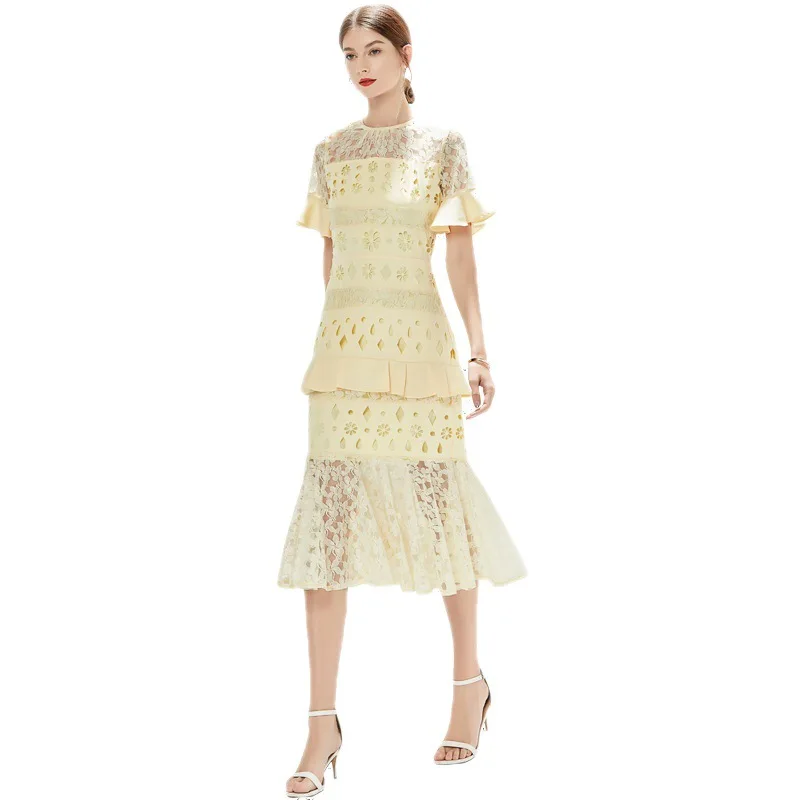 

European and American catwalk new fashion women's hollow lace fishtail buttock dress woman dress undefined clothes