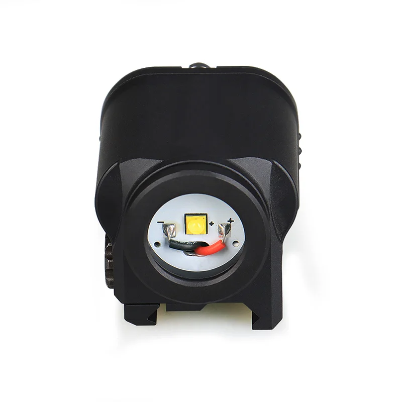 Высококачественный фонарик для использования на открытом воздухе подходит