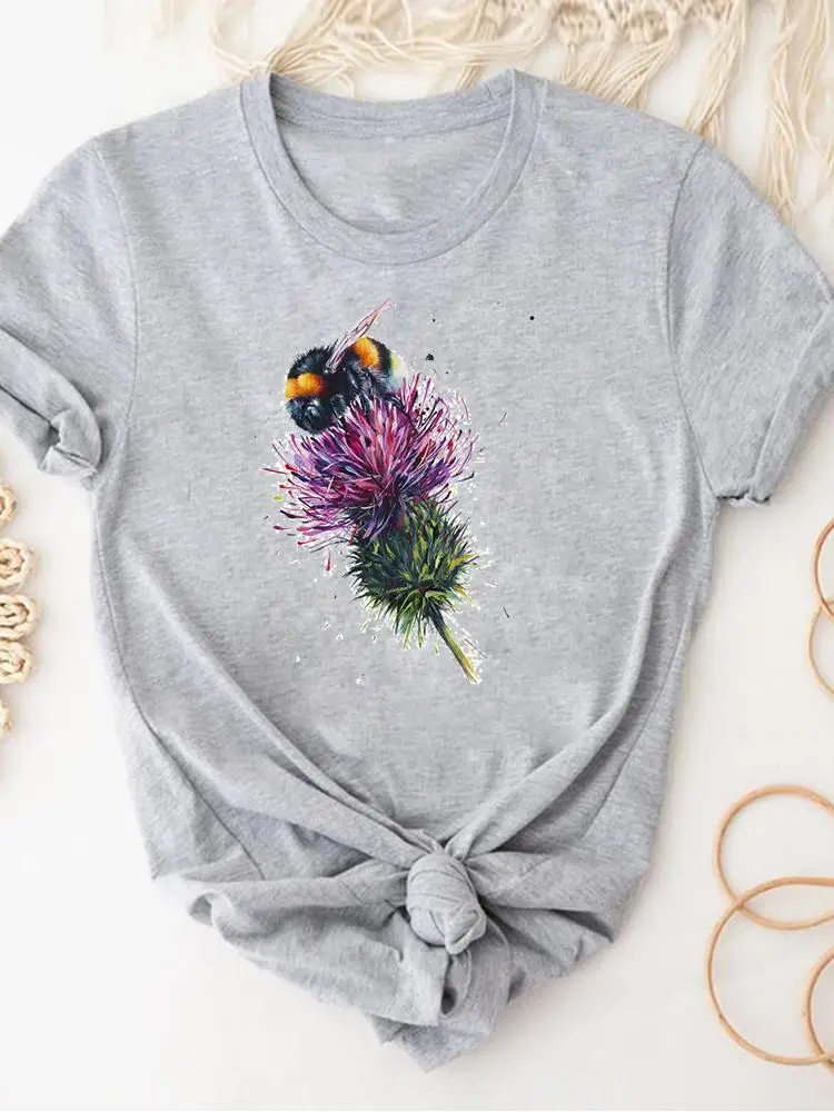 

Футболка женская с графическим принтом, модная тенниска с коротким рукавом, акварельная майка с пчелами и цветами, лето