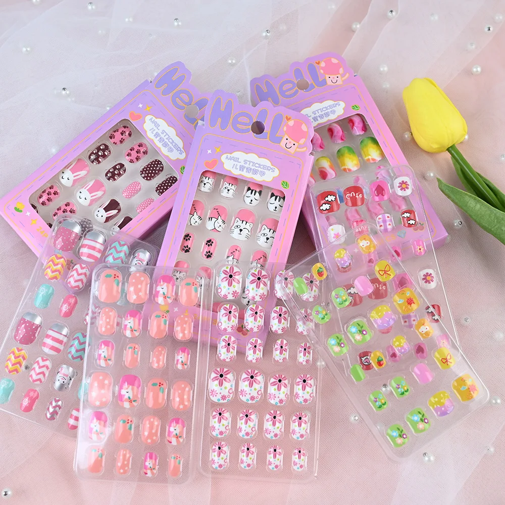 24Pcs/box Kids Adhesive False nails Cute Girl press on Cartoon Sticky Nails 6~12 years Child Wearable Fake for girls