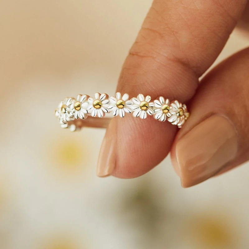 

Vintage Daisy Flower Rings For Women Korean Style Adjustable Opening Finger Ring Bride Wedding Engagement Statement Jewelry Gif