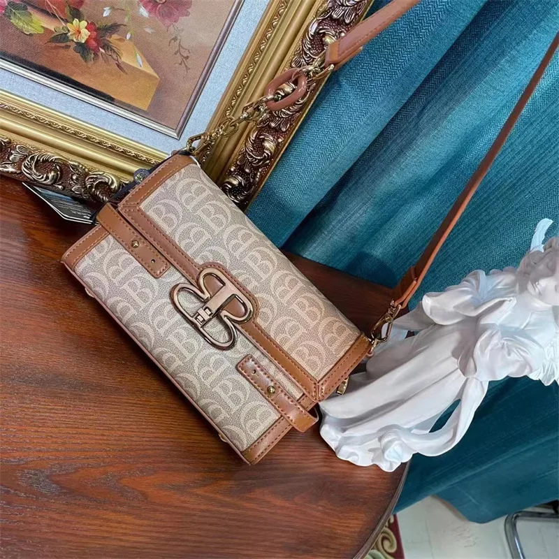 Luxury Chain Handbag Leather Women's Bag 2023 New Advanced Wallet Fashion Versatile One Shoulder Satchels