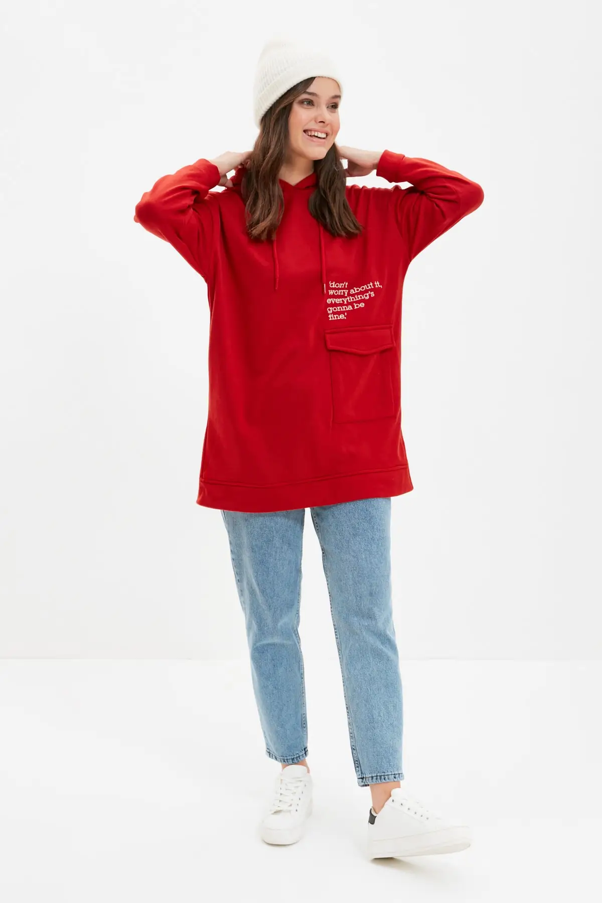 

Trendyol Hooded Printed Pocket Detail Knitted Sweatshirt TCTAW22TW0218