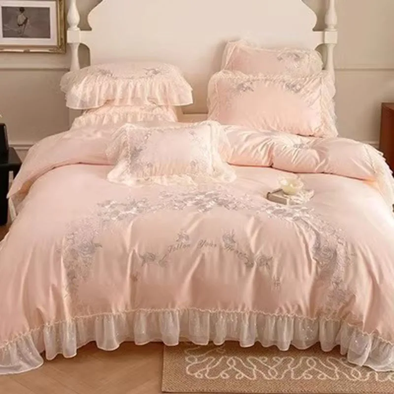 

Comfortable Vintage Duvet Cover Set Cute Nordi Elegant Satin Luxury Kawaii Beddings Sets Silk Pink Roupas De Cama Decorative