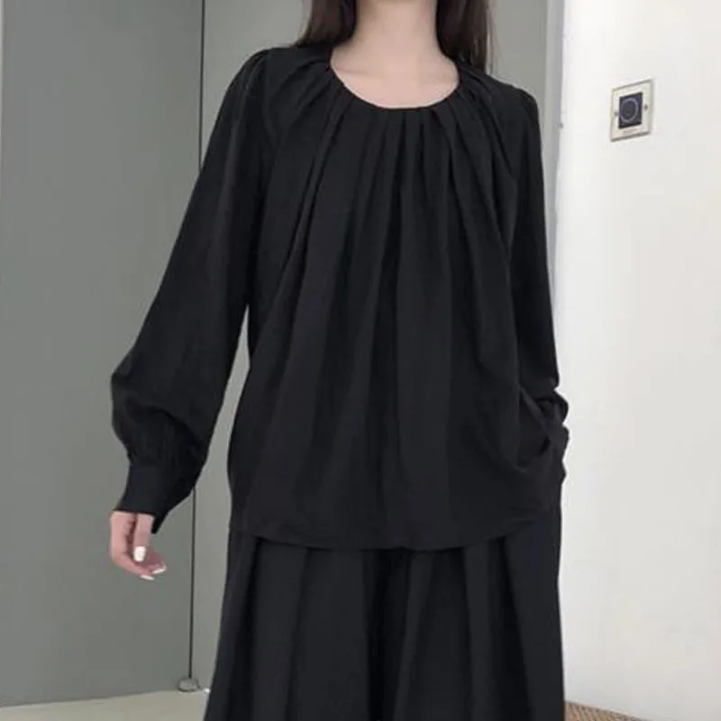 Autumn New Multi Fold Design Sense Round Neck Solid Color Shirt Japanese Women Loose Casual Black Long Sleeve Shirt