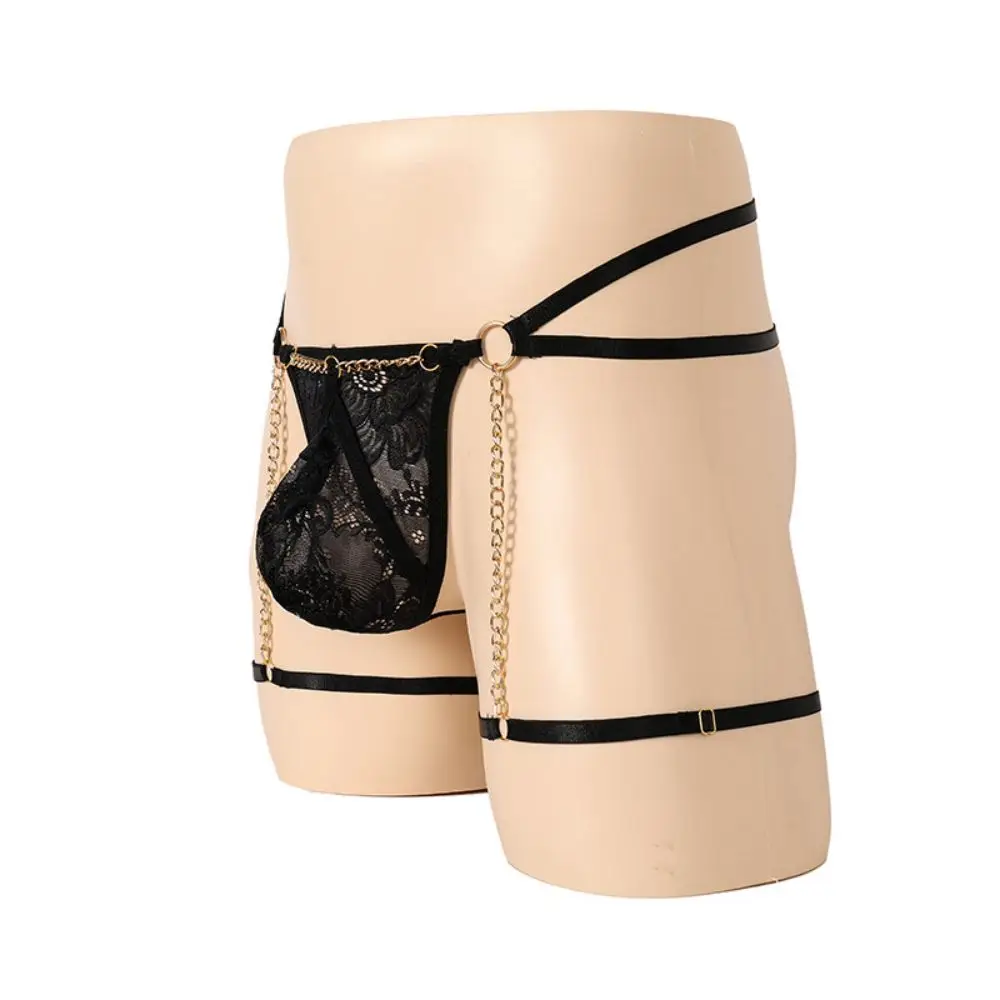 Пикантное нижнее белье на цепочке