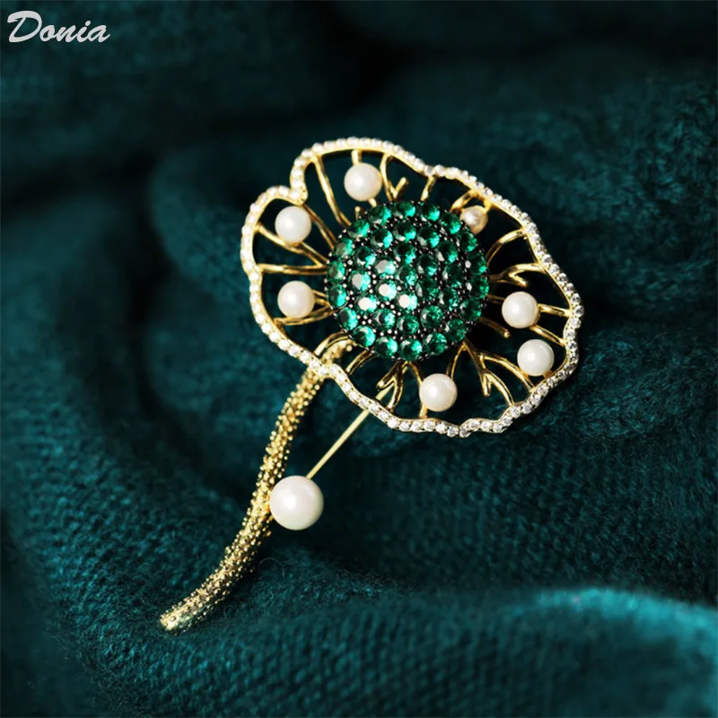 

Donia jewelry New Fashion rotating series cute brooch inlaid AAA zircon corsage ladies flower coat scarf hat accessories