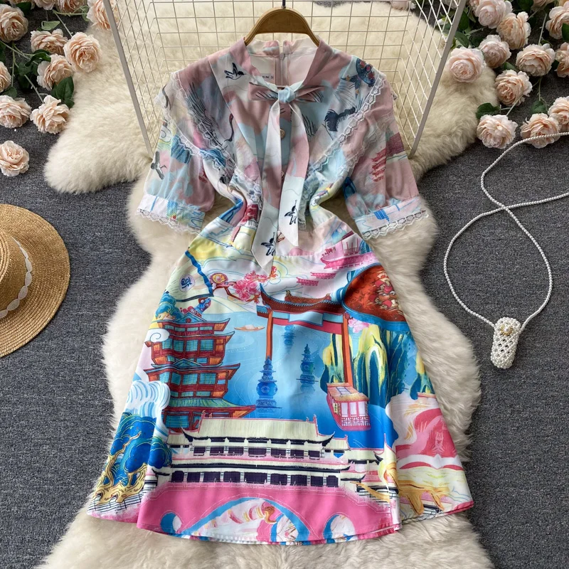 

Платье женское ТРАПЕЦИЕВИДНОЕ с бантом на воротнике и коротким рукавом