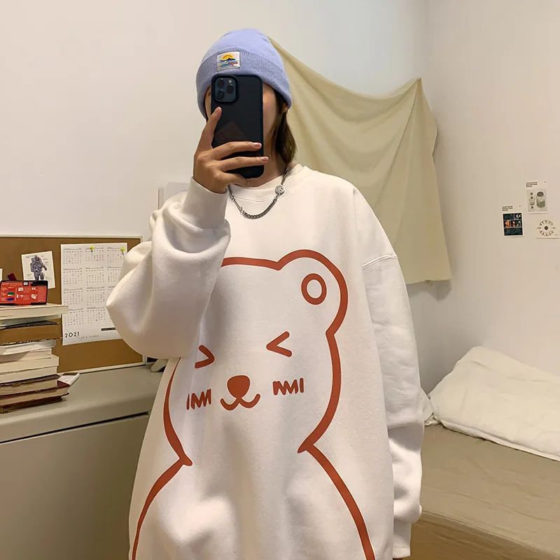 Рисунок 3 - Модная одежда для пар с мультипликационным медведем