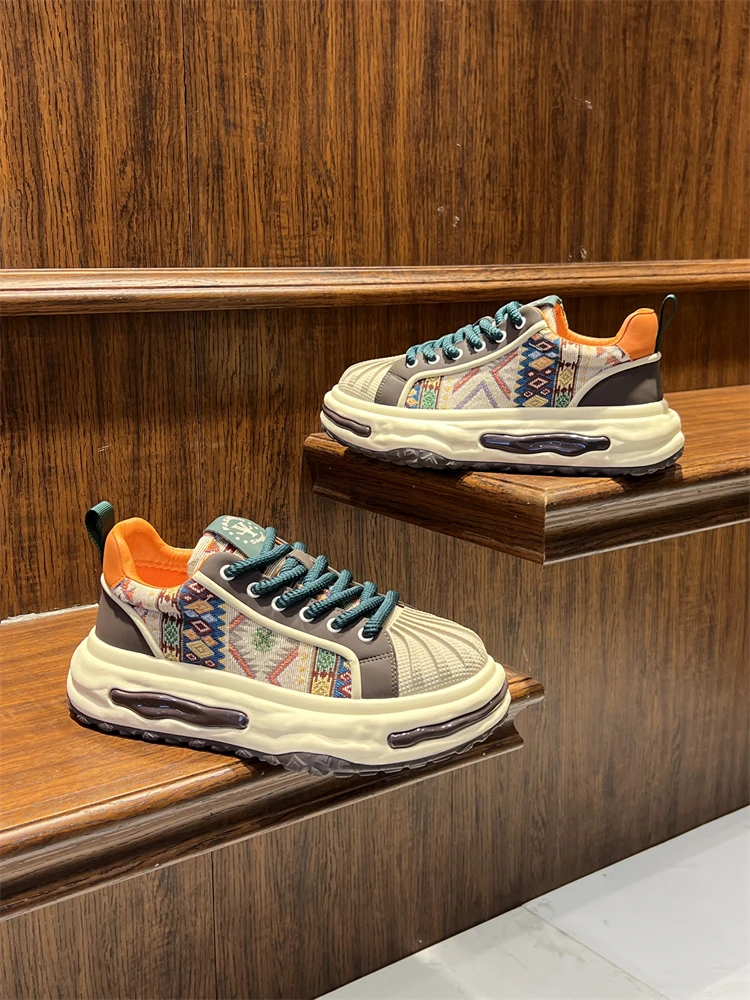 Повседневные кроссовки с растворенной подошвой. Мужские осенне-зимние белые