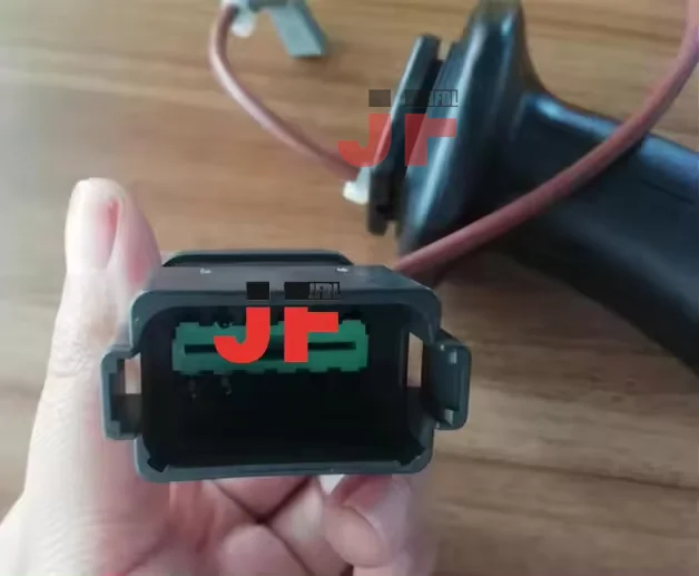 Ручка для экскаватора Komamam 218-6118