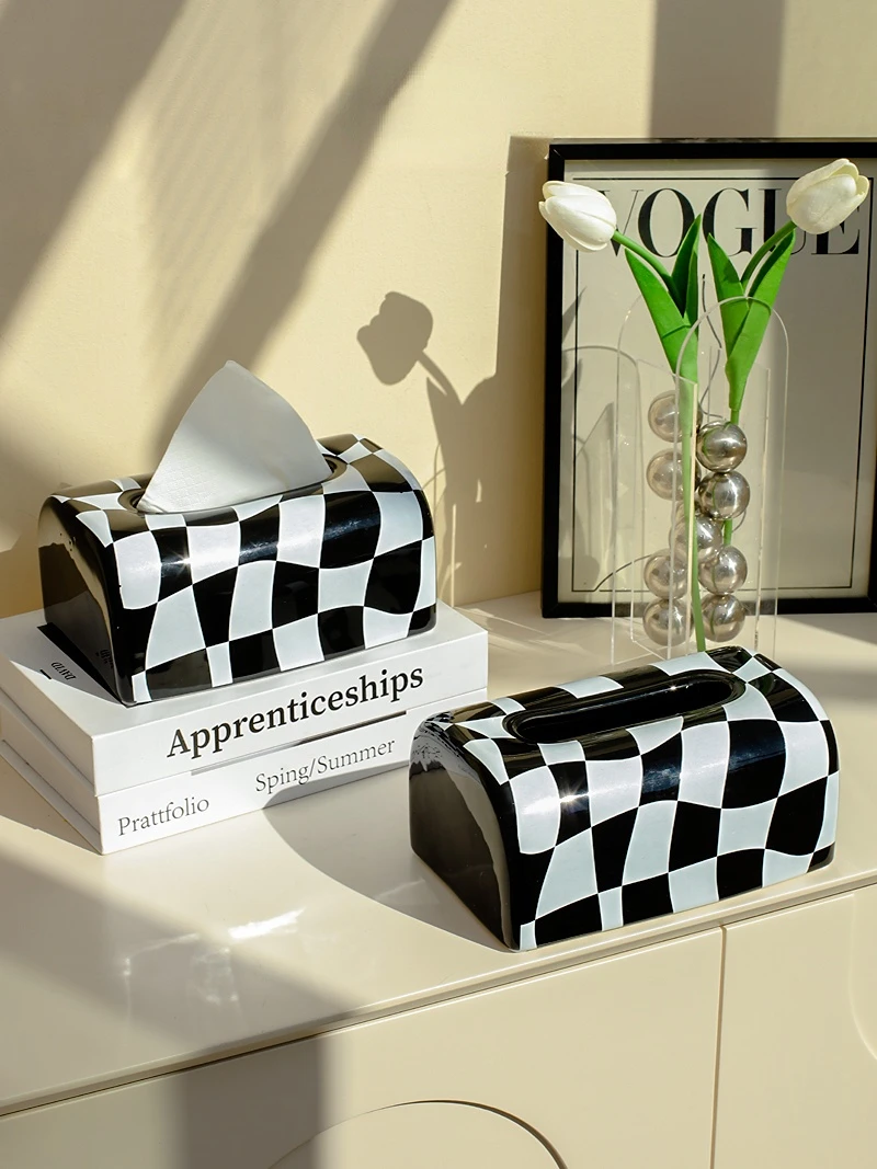 

Chessboard, ceramic drawer, light luxury living room, dining table, tissue box, office desktop decoration, ornaments