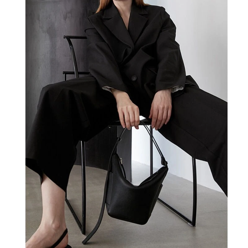 Texture Handbag Simple Fashion Shoulder Bag Soft Leather Underarm Bag Messenger Ladies Bag 2023 New Summer