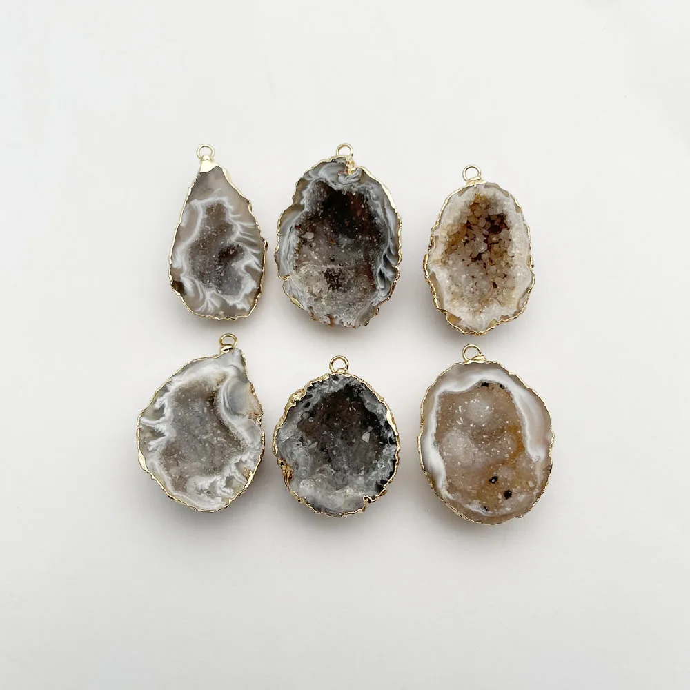 

Модный качественный Золотистый Натуральный Камень, 6 шт., агат разных размеров, Хрустальный геод, необработанный камень, минеральная энерги...