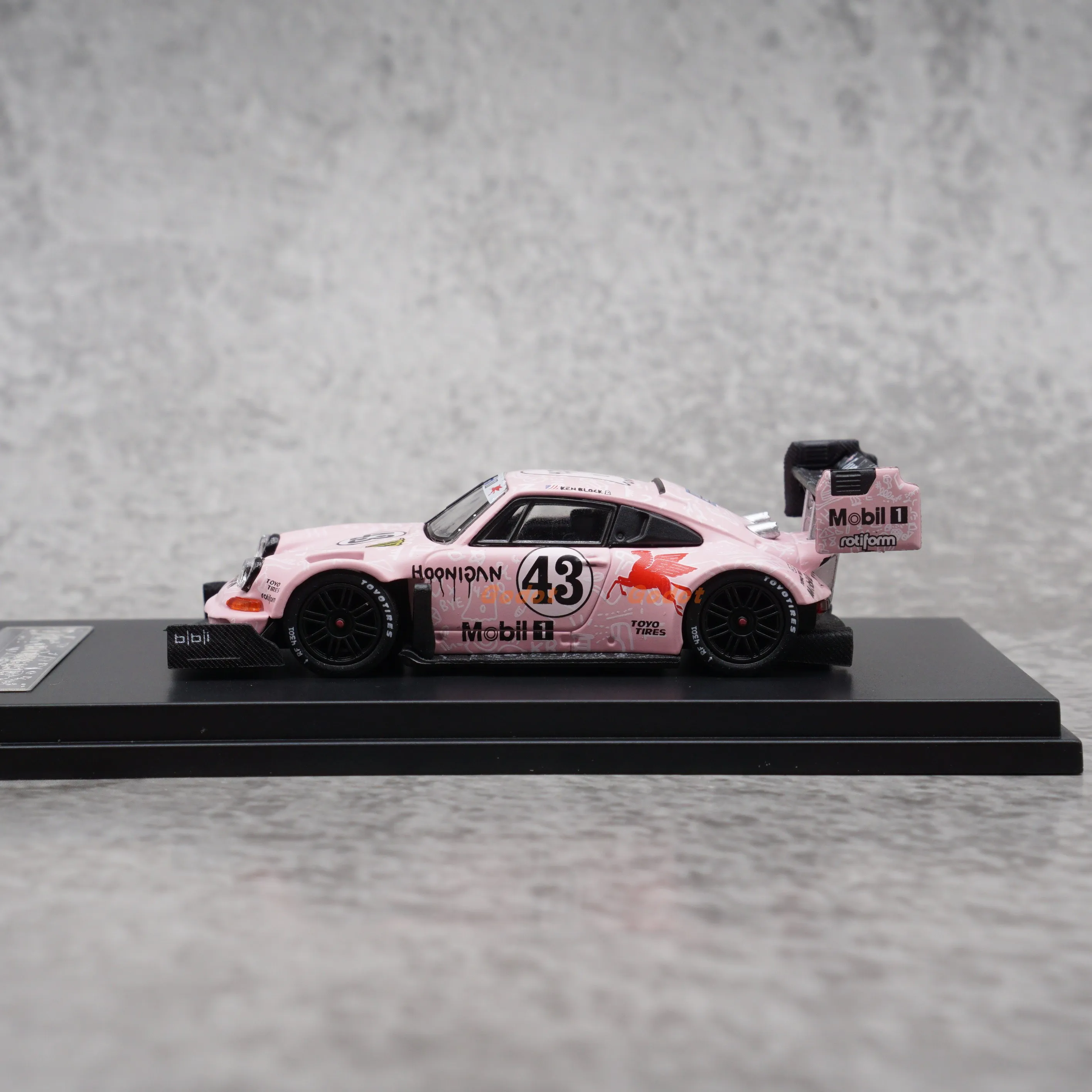 1:64 Porsche 911 SVRSR статические модели автомобилей из сплава коллекции для взрослых