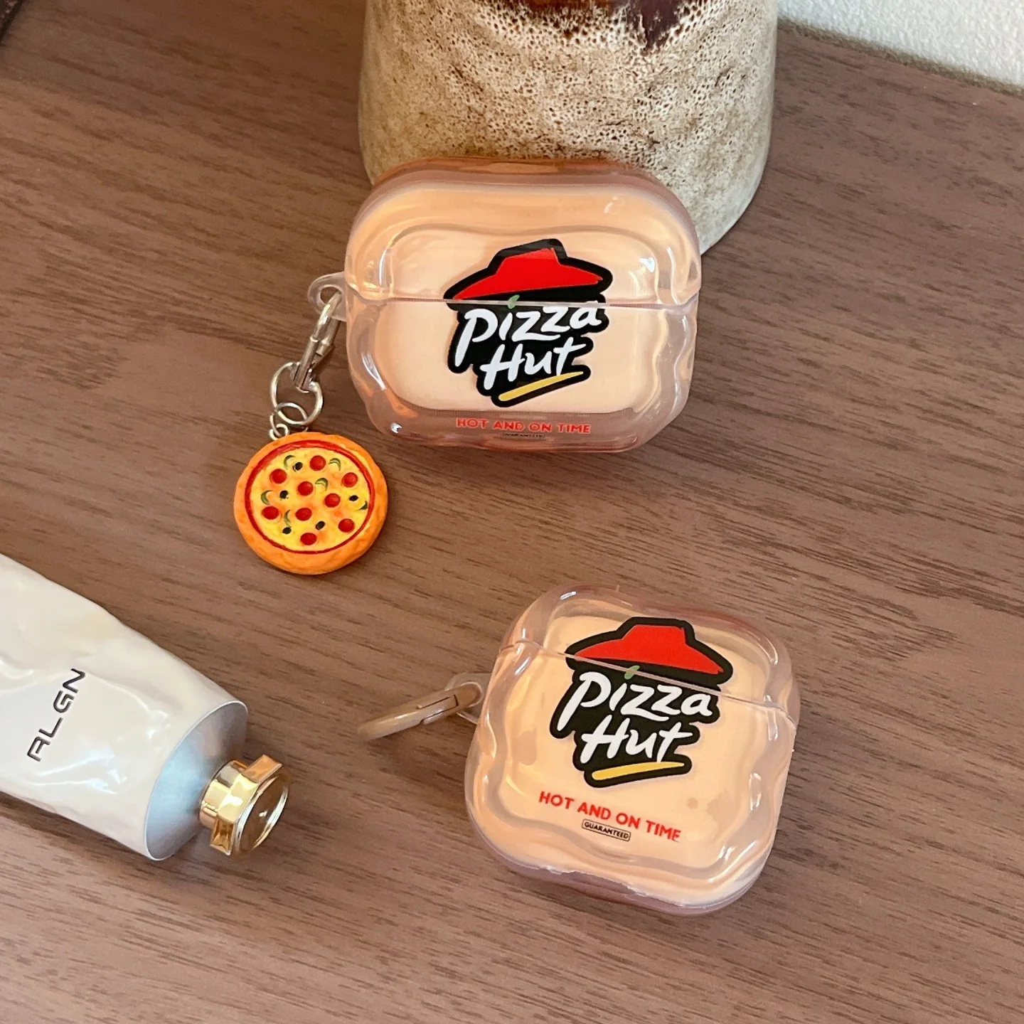 Фото Защитный чехол Spooky Pizza для Airpods 3/4, совместимый с Pro3/Pro2, для наушников 2/3 поколения, минималистичный дизайн, для женщин №2