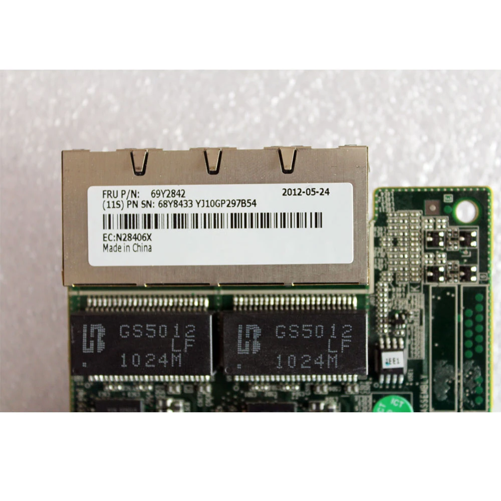 Четырехпортовый контроллер iSCSI для IBM DS3500 1 ГБ 68Y8433 69Y2842