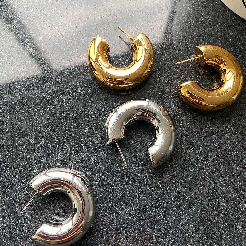 

18k Gold Minimalist C-shaped Hoop Round Earrings Women's Plain Ring Pierced Dangle Earrings Luxury Simple Party Ear Clip Jewelry