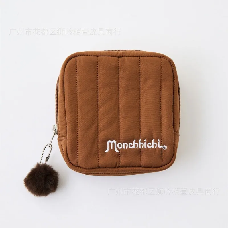Фото Мультяшная серия Monchhichi: Милая мини-косметичка с кавайными персонажами, креативная портативная вышитая сумка для хранения, кошелек для монет, подарок №5