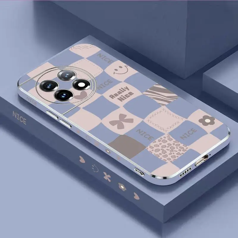 Checkered Smiley Face Luxury Plating Phone Case For Oneplus 11 11R 10R 10T 10 Pro 9 9R 9RT 8T 8 8 Pro Cover