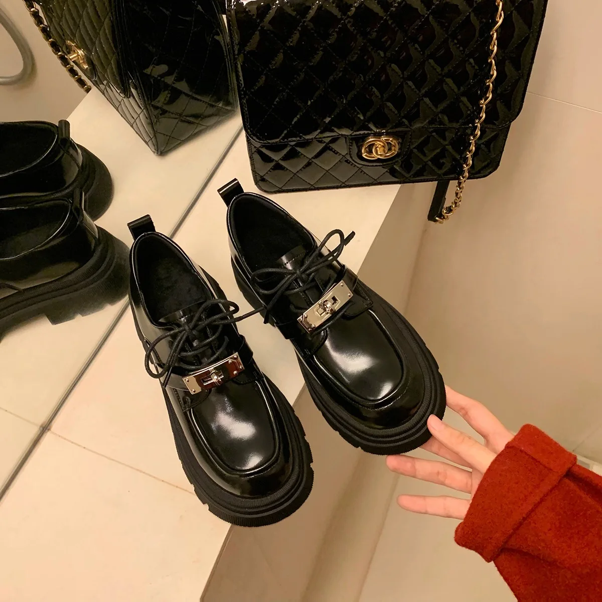

Black Thick Sole Loafers for Women in Spring 2023 Lolita Thick Heel Lock Buckle Leather Shoes